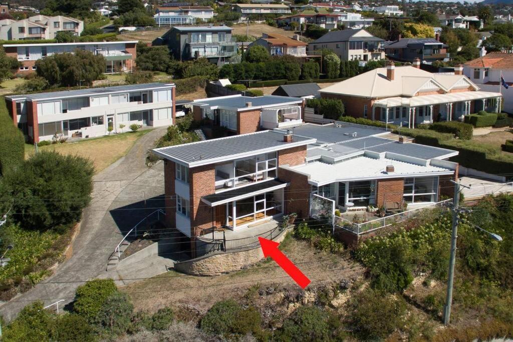 The Tassie - Luxury With Panoramic Water Views Vila Hobart Exterior foto